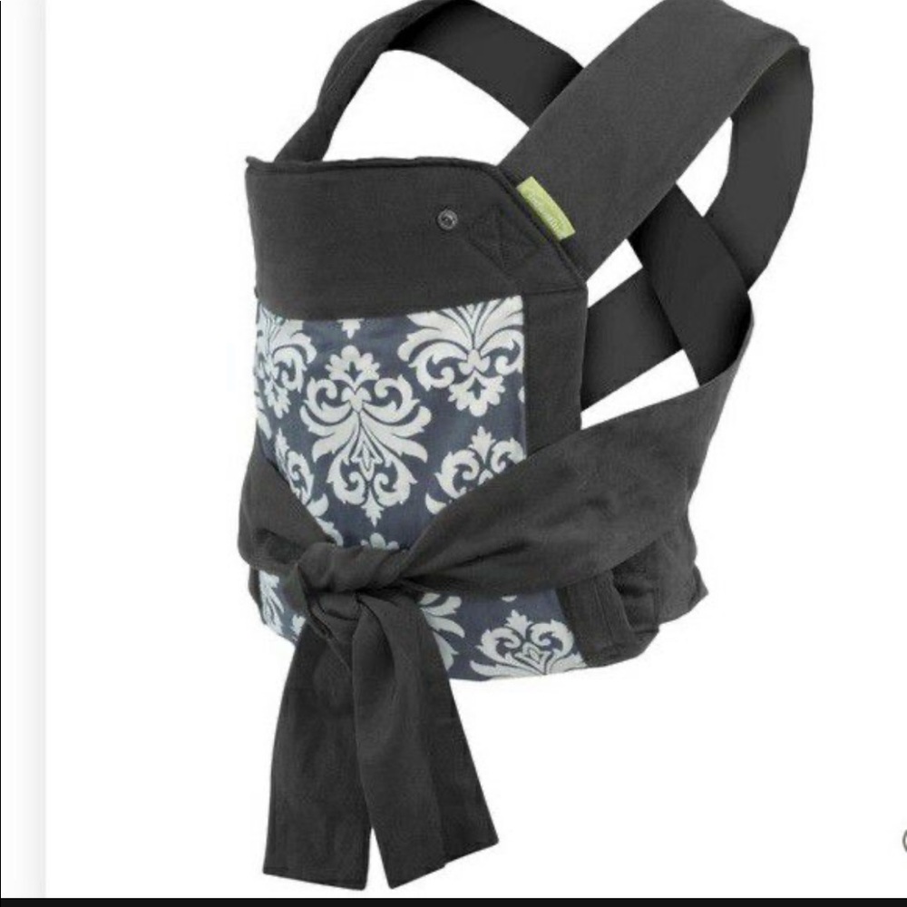 (SOLD) Infantino Sash Wrap Mei Tei Carrier